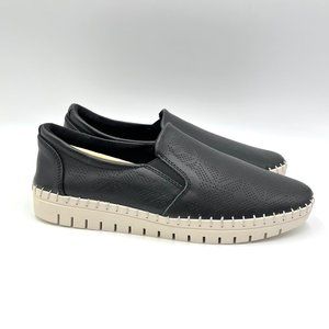 6.5W 6.5 WIDE Bella Vita Womens Aviana Black Perf‎ Leather Sneakers Shoes New